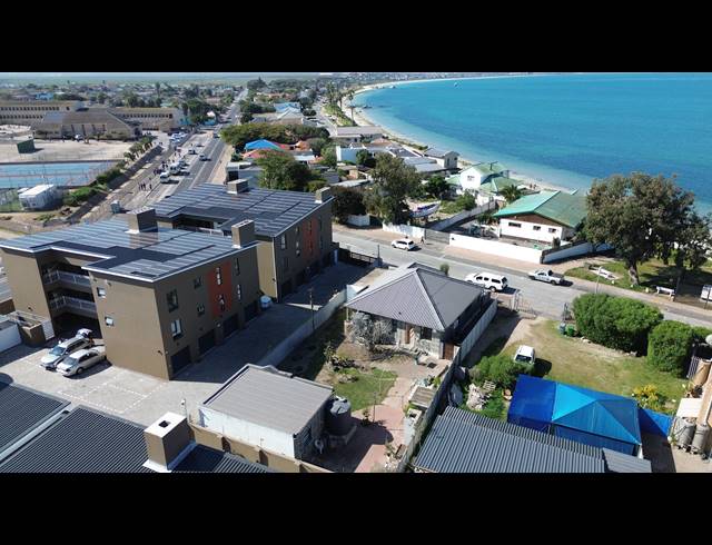 3 BEDROOM HOUSE FOR SALE IN SALDANHA CENTRAL
